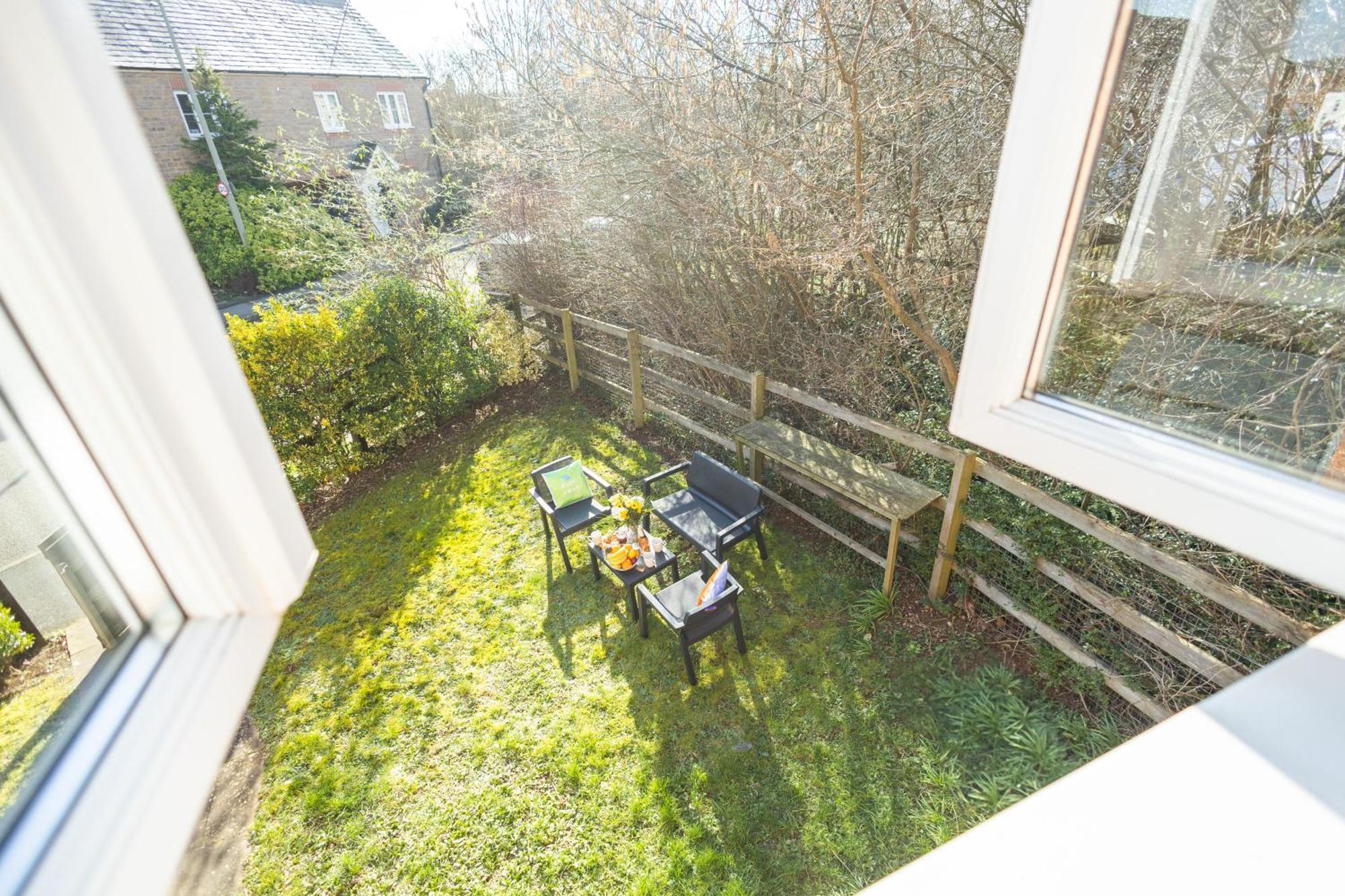 Garden House Near Shops In Quiet Location Villa Banbury Exterior photo